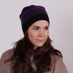 Шапка молодежная Sharpey Т-818 черн/сирень